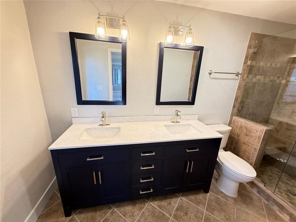 For Rent: $3,800 (4 beds, 3 baths, 2475 Square Feet)