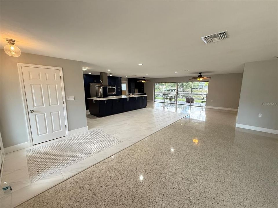 For Rent: $3,800 (4 beds, 3 baths, 2475 Square Feet)