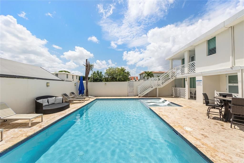 En Venta: $675,000 (8 camas, 7 baños, 3500 Pies cuadrados)
