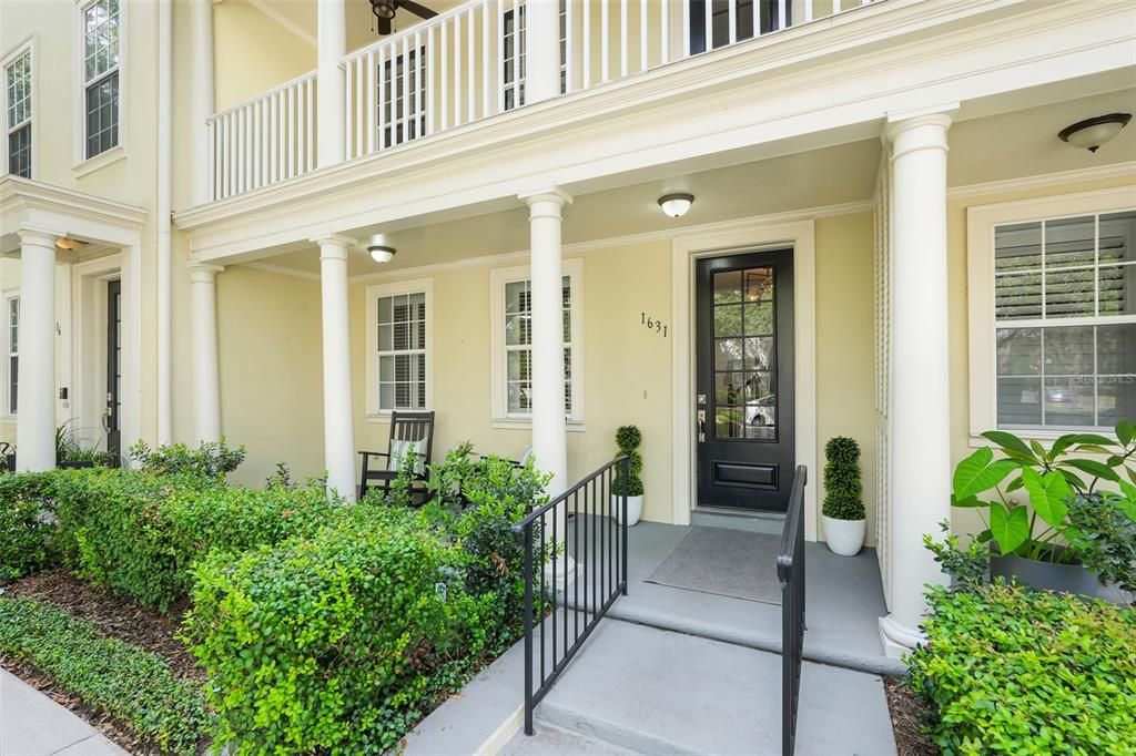 For Sale: $615,000 (3 beds, 3 baths, 1950 Square Feet)