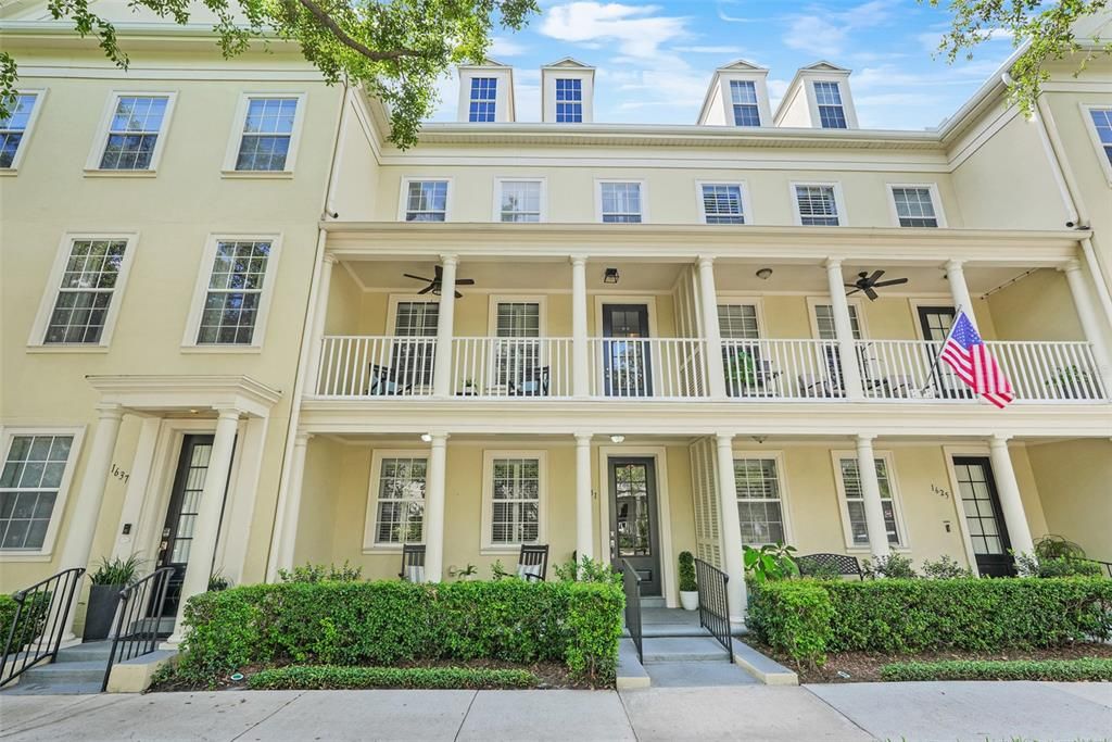 For Sale: $615,000 (3 beds, 3 baths, 1950 Square Feet)