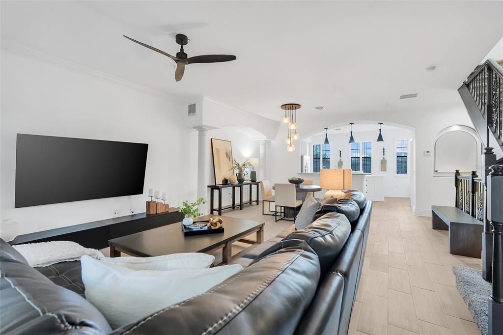 For Sale: $615,000 (3 beds, 3 baths, 1950 Square Feet)