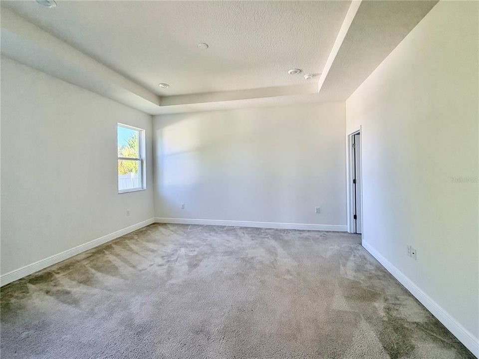 For Rent: $2,900 (4 beds, 3 baths, 2340 Square Feet)