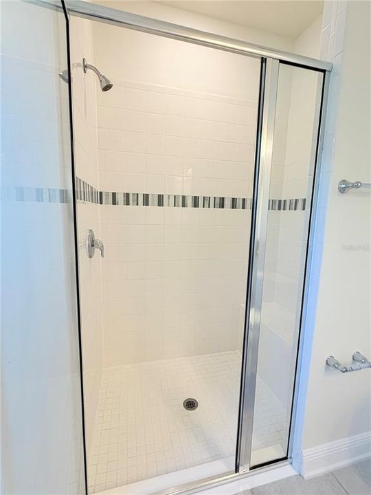 For Rent: $2,900 (4 beds, 3 baths, 2340 Square Feet)
