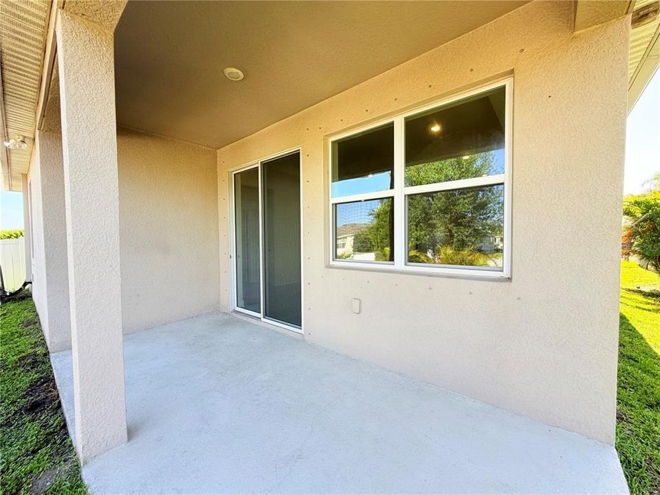 For Rent: $2,900 (4 beds, 3 baths, 2340 Square Feet)