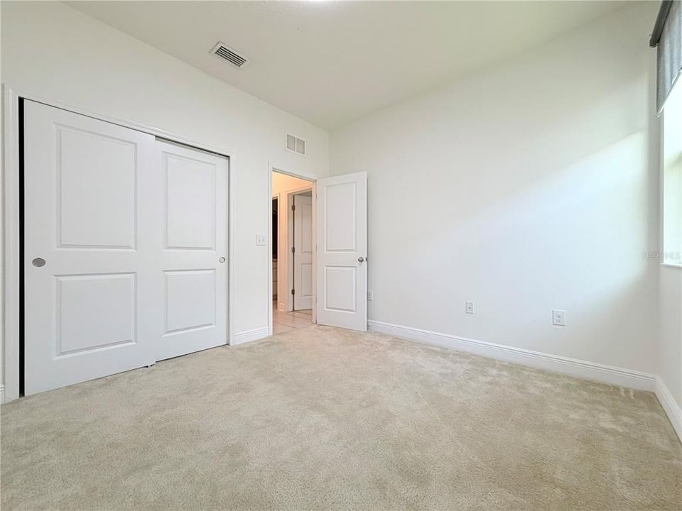 For Rent: $2,900 (4 beds, 3 baths, 2340 Square Feet)