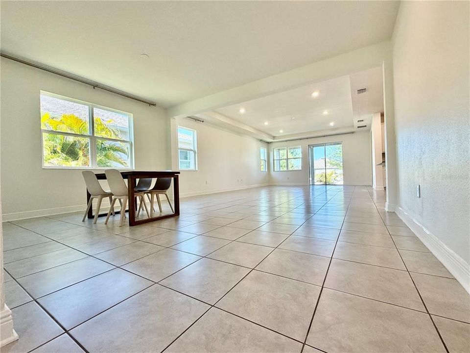For Rent: $2,900 (4 beds, 3 baths, 2340 Square Feet)