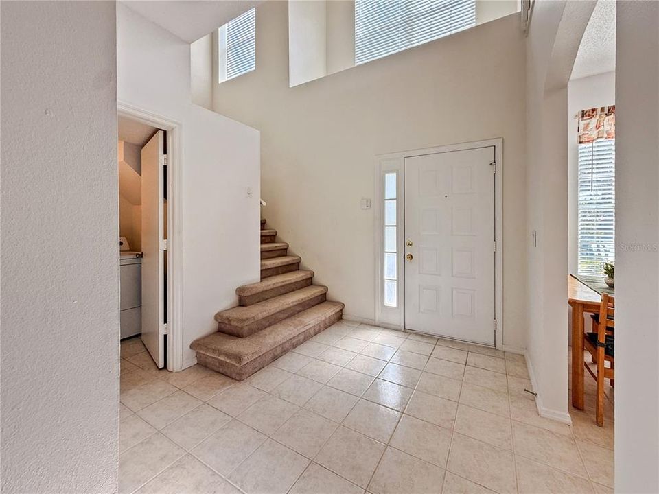 En Venta: $297,500 (3 camas, 2 baños, 1724 Pies cuadrados)
