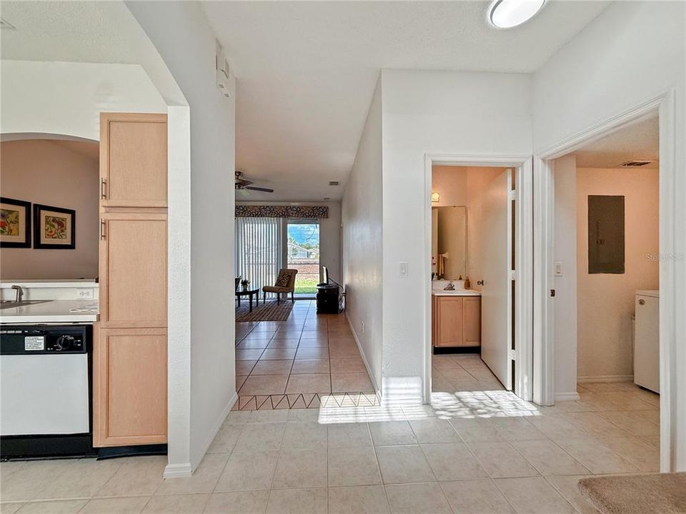 En Venta: $297,500 (3 camas, 2 baños, 1724 Pies cuadrados)