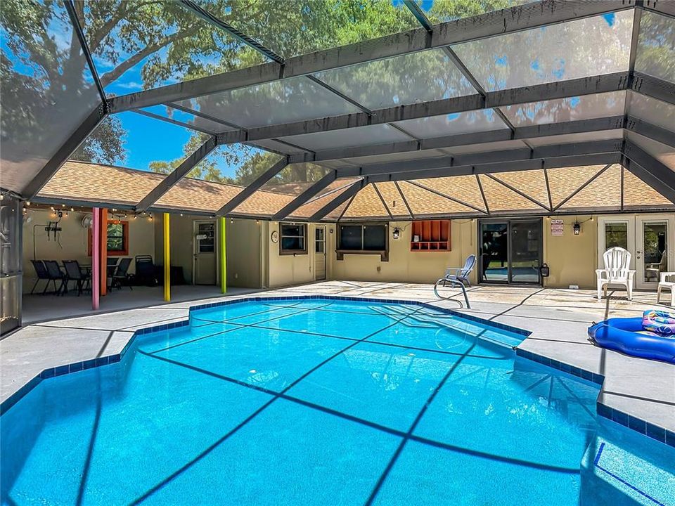 For Sale: $510,000 (4 beds, 2 baths, 2116 Square Feet)