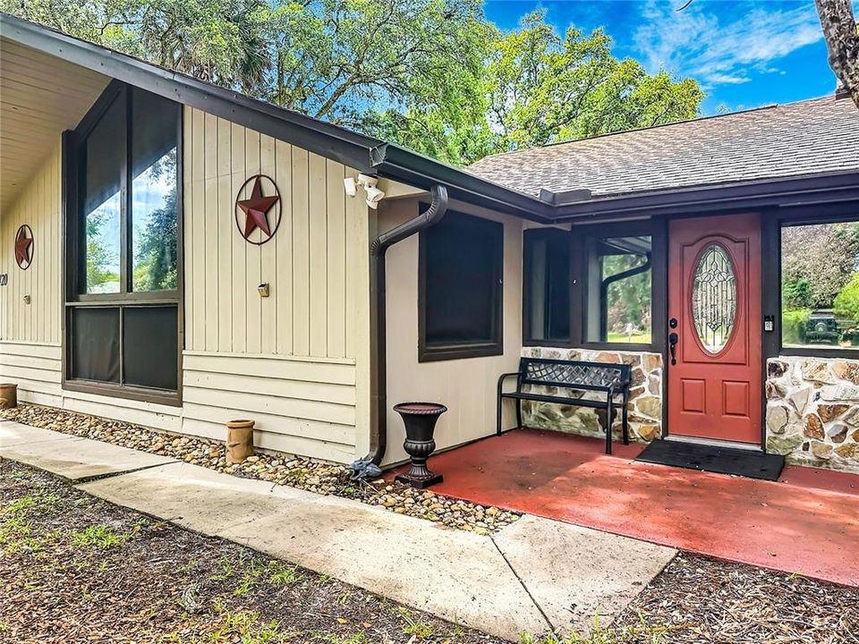 For Sale: $510,000 (4 beds, 2 baths, 2116 Square Feet)