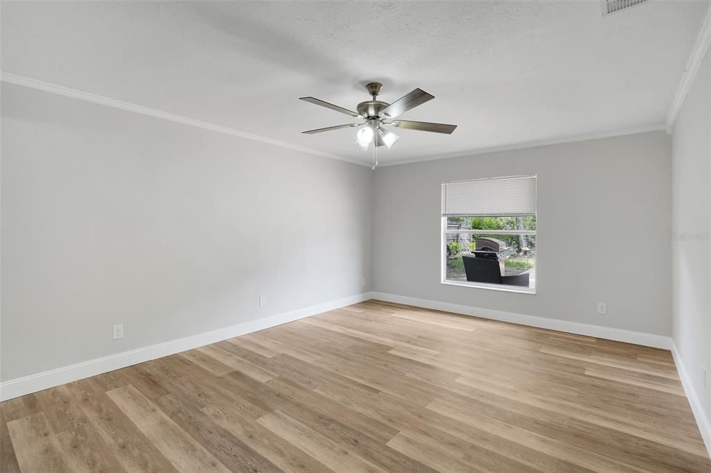 For Sale: $439,000 (4 beds, 2 baths, 2730 Square Feet)