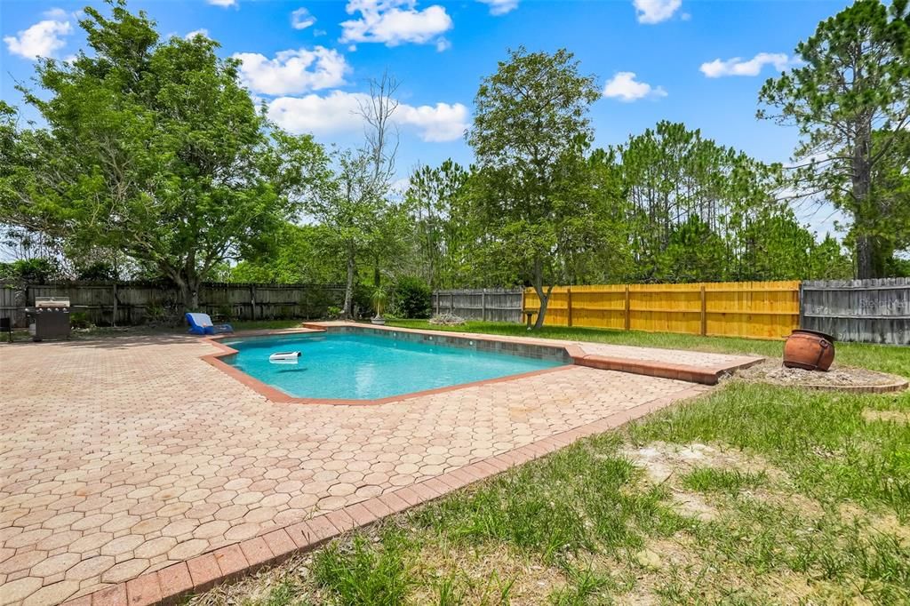 For Sale: $439,000 (4 beds, 2 baths, 2730 Square Feet)