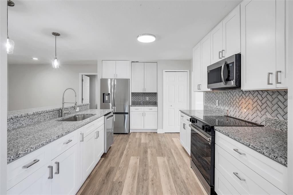 For Sale: $439,000 (4 beds, 2 baths, 2730 Square Feet)