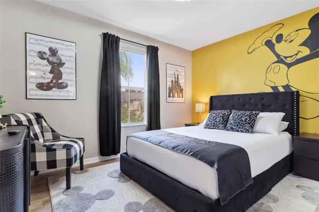 En Venta: $299,990 (4 camas, 3 baños, 1856 Pies cuadrados)