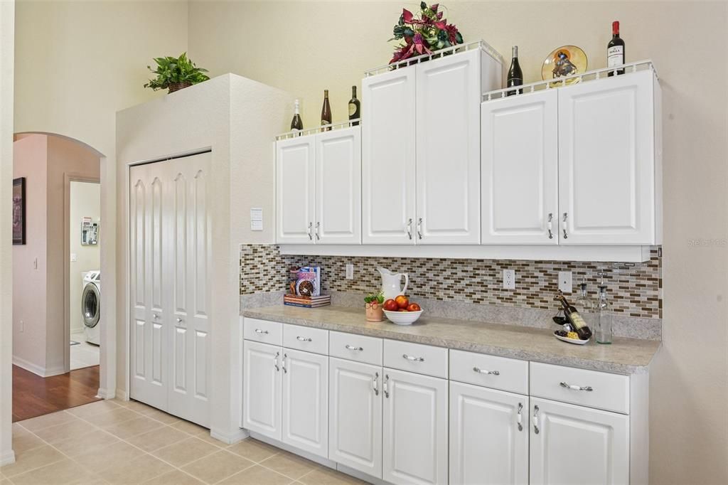 For Sale: $415,000 (3 beds, 2 baths, 2025 Square Feet)