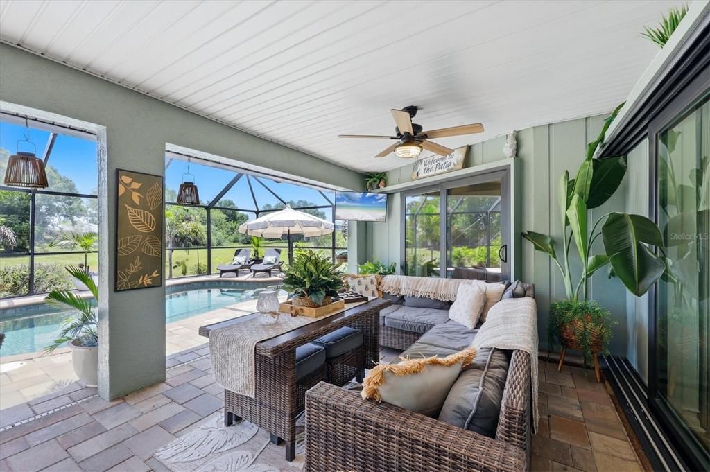 For Sale: $459,000 (3 beds, 2 baths, 2075 Square Feet)
