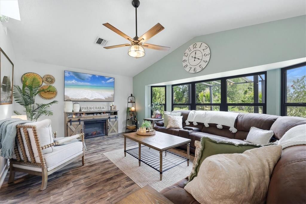 For Sale: $459,000 (3 beds, 2 baths, 2075 Square Feet)