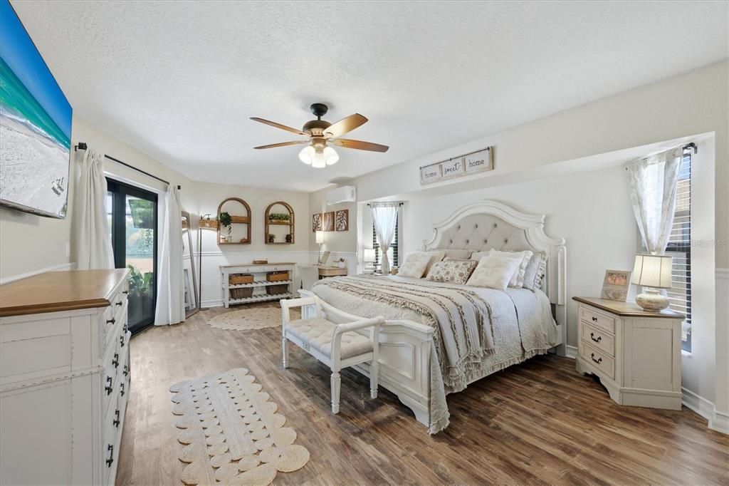 For Sale: $459,000 (3 beds, 2 baths, 2075 Square Feet)