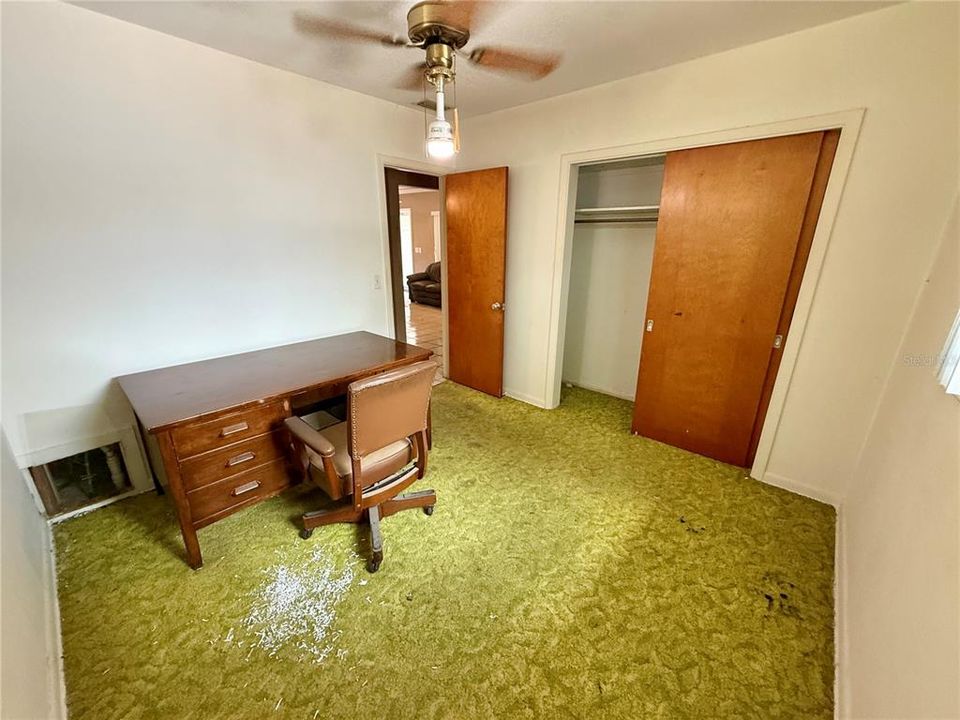 Active With Contract: $210,000 (2 beds, 2 baths, 837 Square Feet)