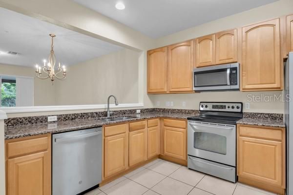 En Venta: $395,000 (3 camas, 2 baños, 1527 Pies cuadrados)
