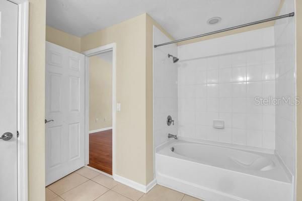 En Venta: $395,000 (3 camas, 2 baños, 1527 Pies cuadrados)