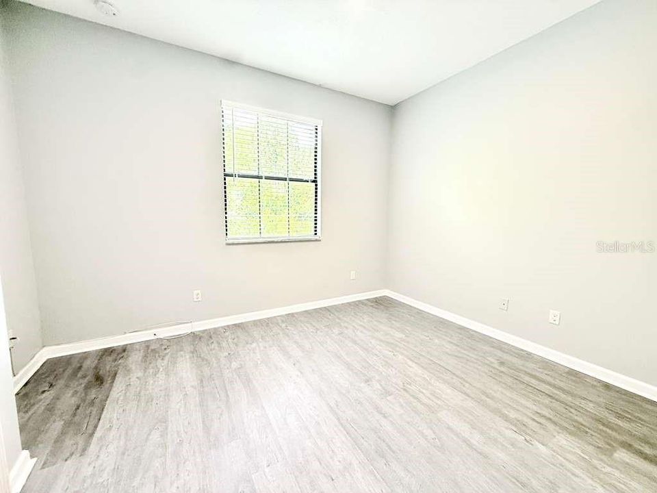 Active With Contract: $2,450 (3 beds, 2 baths, 1800 Square Feet)