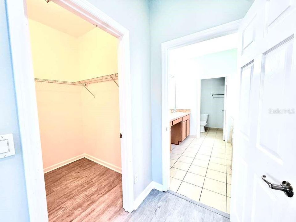 Active With Contract: $2,450 (3 beds, 2 baths, 1800 Square Feet)