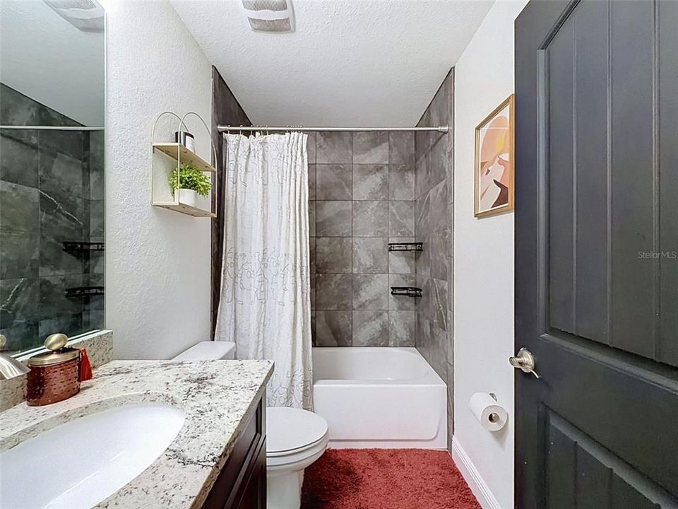 For Sale: $320,000 (3 beds, 2 baths, 1341 Square Feet)