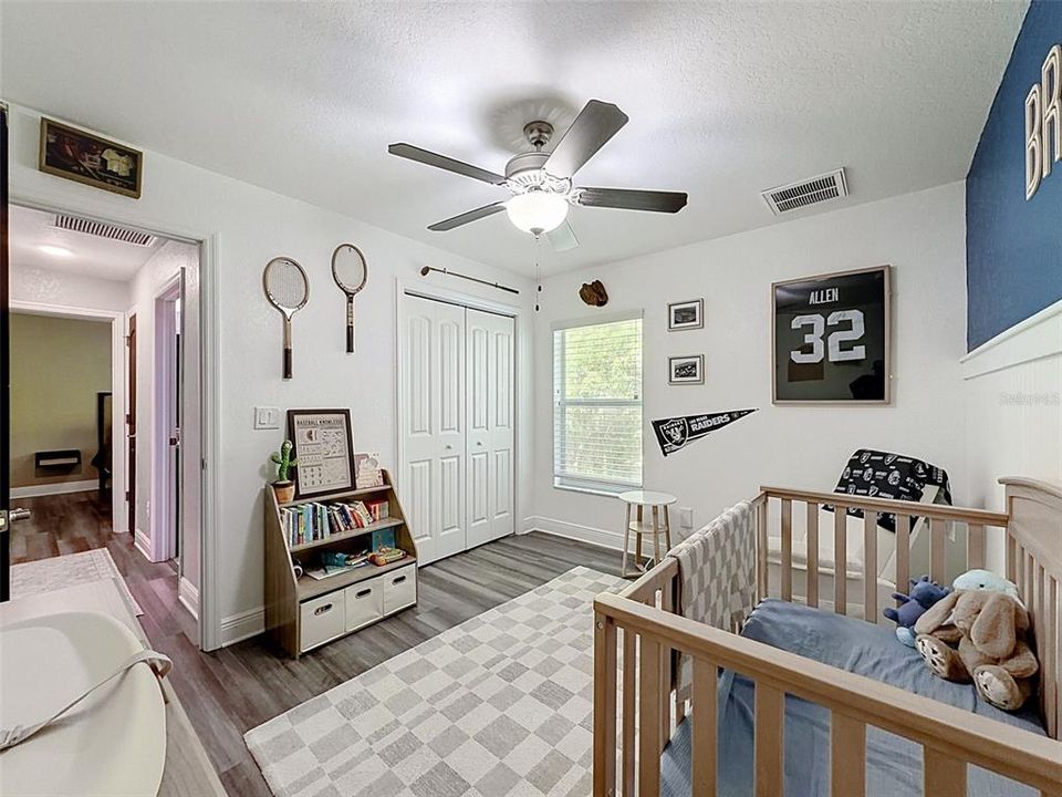 For Sale: $320,000 (3 beds, 2 baths, 1341 Square Feet)