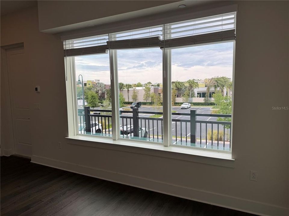 For Rent: $1,500 (1 beds, 1 baths, 484 Square Feet)