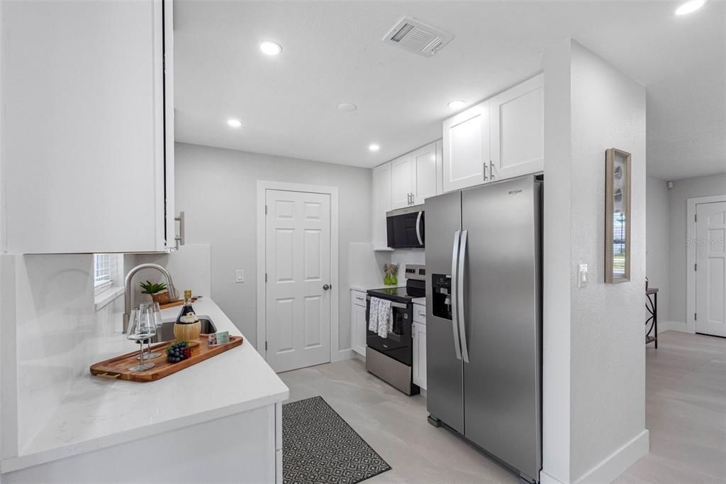 En Venta: $394,990 (2 camas, 2 baños, 917 Pies cuadrados)