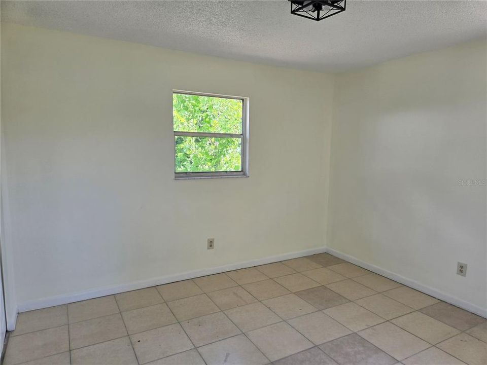 En Venta: $229,000 (3 camas, 2 baños, 1330 Pies cuadrados)