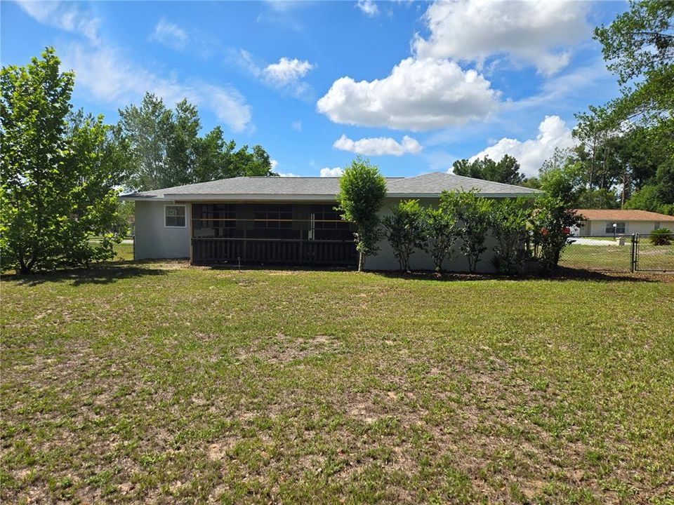 En Venta: $229,000 (3 camas, 2 baños, 1330 Pies cuadrados)