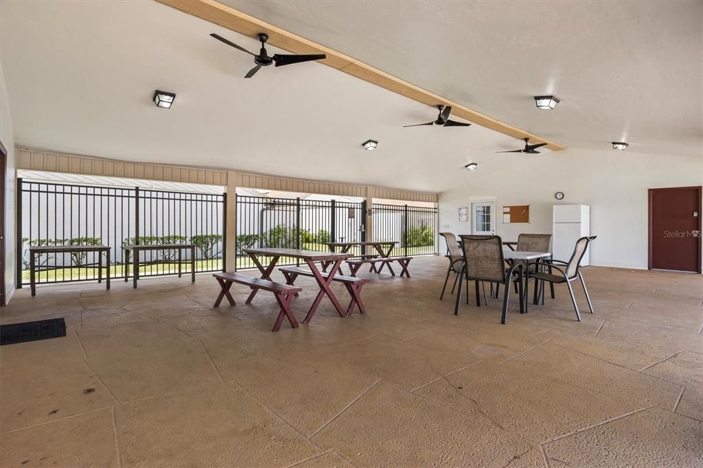 For Sale: $179,990 (2 beds, 2 baths, 1247 Square Feet)