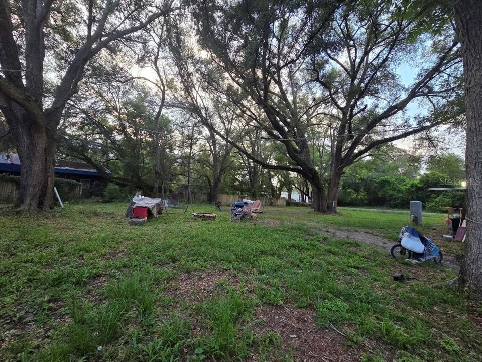 For Sale: $165,000 (3 beds, 2 baths, 1125 Square Feet)