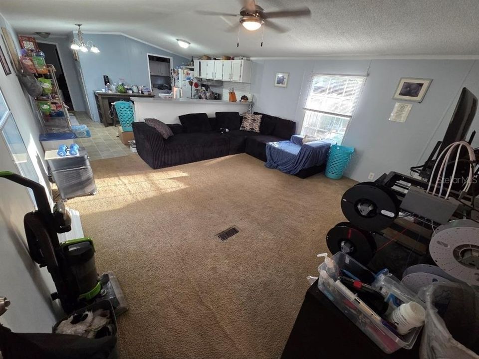 For Sale: $165,000 (3 beds, 2 baths, 1125 Square Feet)