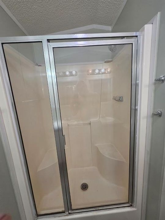 For Sale: $165,000 (3 beds, 2 baths, 1125 Square Feet)