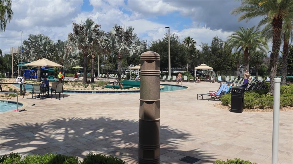 For Sale: $349,000 (2 beds, 2 baths, 1126 Square Feet)