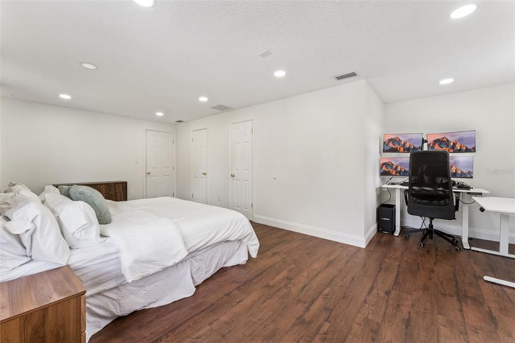 For Sale: $339,000 (3 beds, 2 baths, 1615 Square Feet)