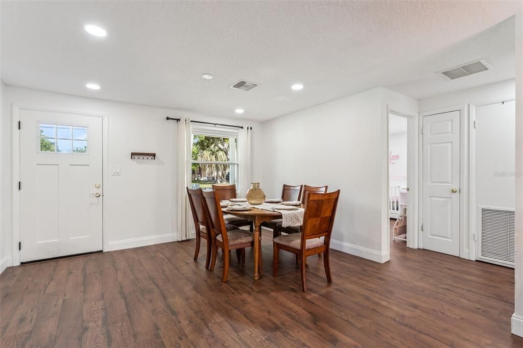 For Sale: $339,000 (3 beds, 2 baths, 1615 Square Feet)