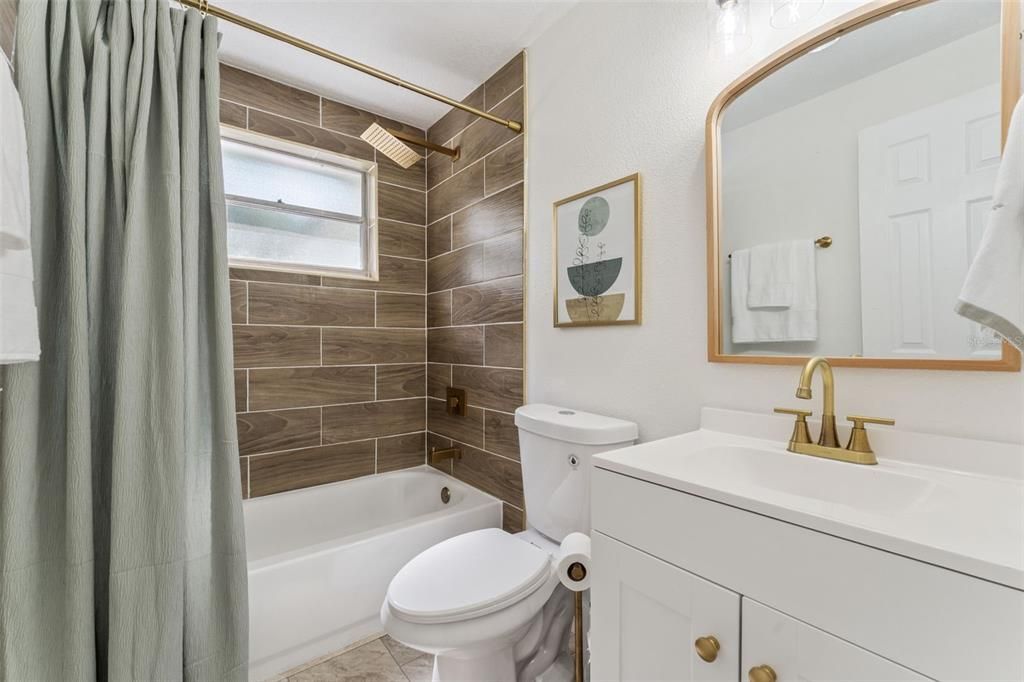 For Sale: $339,000 (3 beds, 2 baths, 1615 Square Feet)