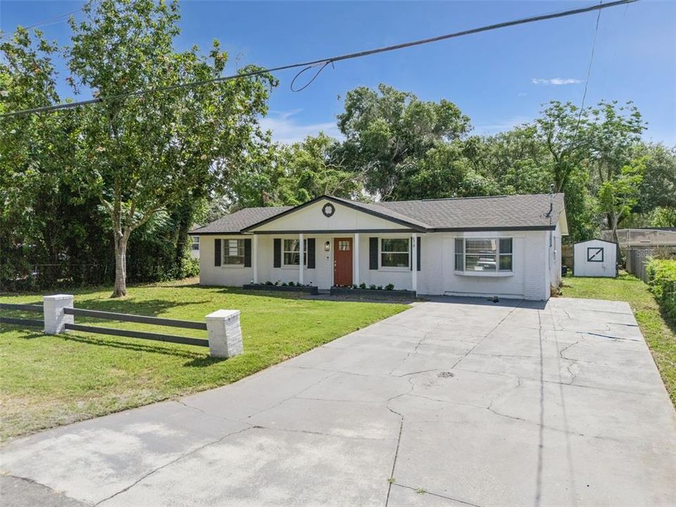 For Sale: $339,000 (3 beds, 2 baths, 1615 Square Feet)