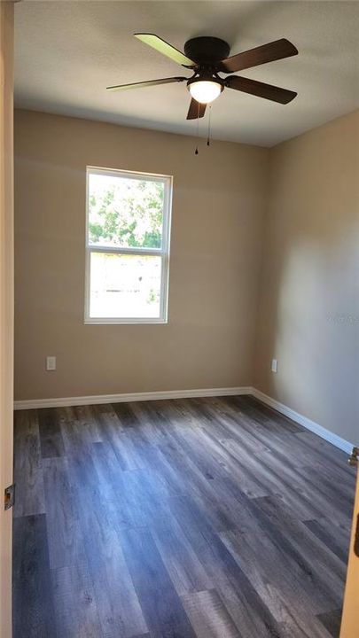Activo con contrato: $250,000 (3 camas, 2 baños, 1174 Pies cuadrados)