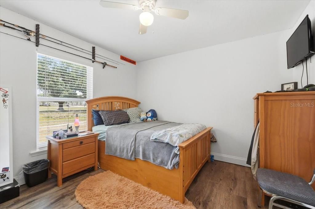 На продажу: $550,000 (4 спален, 2 ванн, 2612 Квадратных фут)