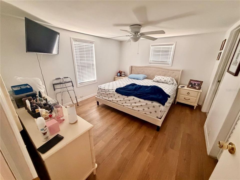 En Venta: $180,000 (2 camas, 2 baños, 1404 Pies cuadrados)