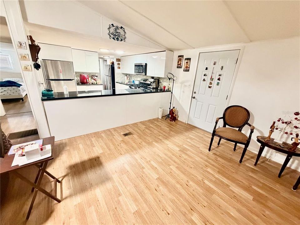En Venta: $180,000 (2 camas, 2 baños, 1404 Pies cuadrados)