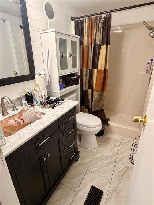 En Venta: $180,000 (2 camas, 2 baños, 1404 Pies cuadrados)