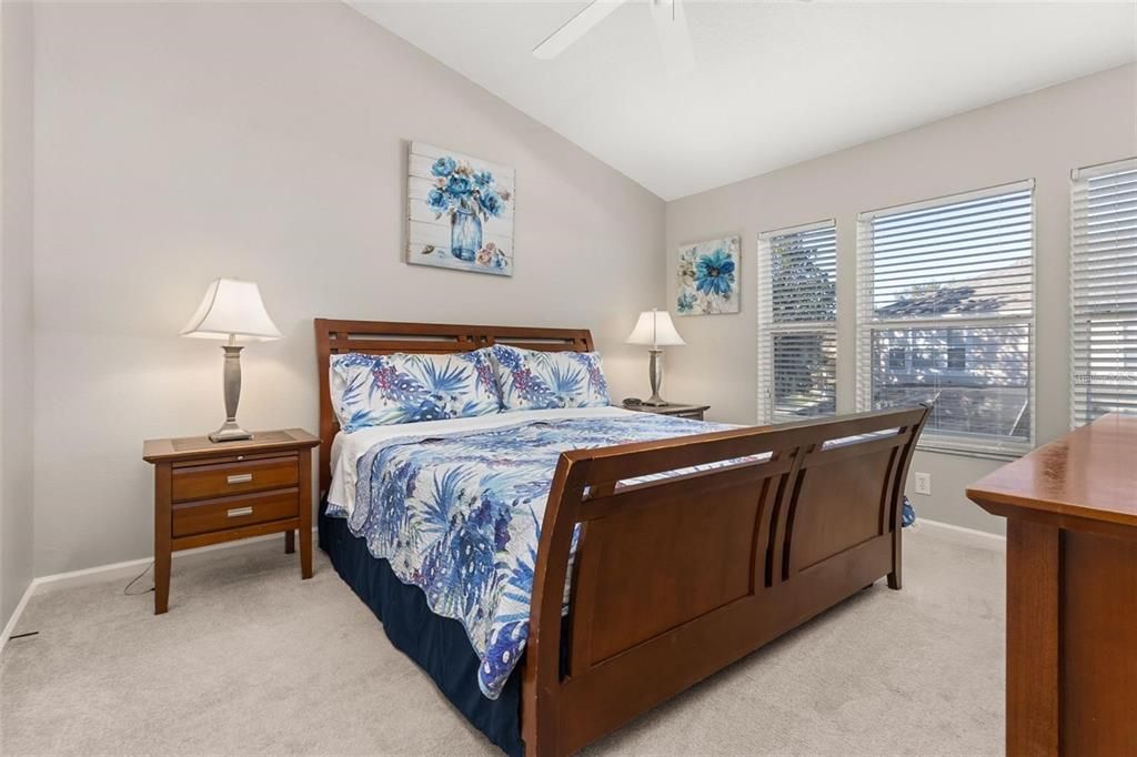 Active With Contract: $334,000 (3 beds, 3 baths, 1440 Square Feet)