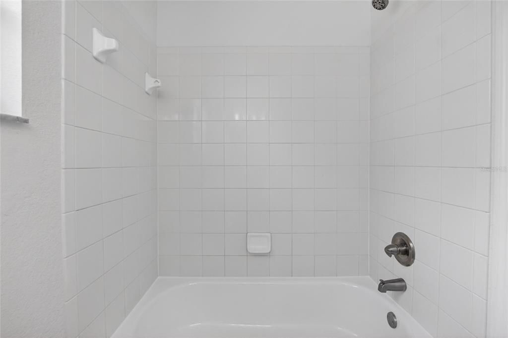 For Sale: $265,000 (3 beds, 2 baths, 1228 Square Feet)